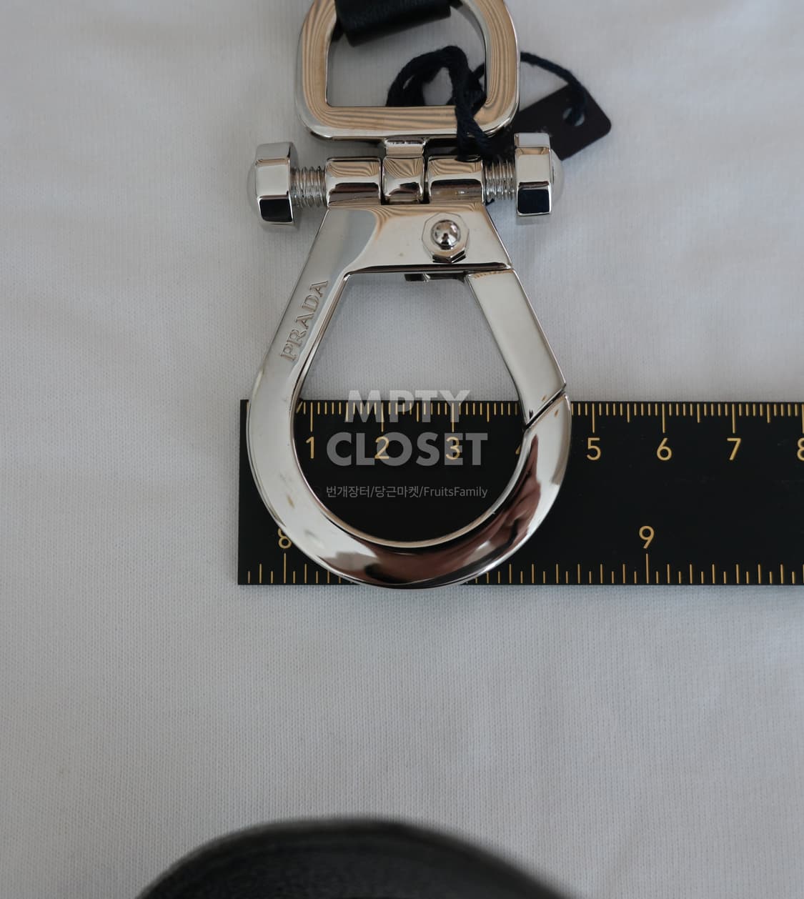 프라다 2PP115 레더 키링 목걸이 스트랩 상품이미지8