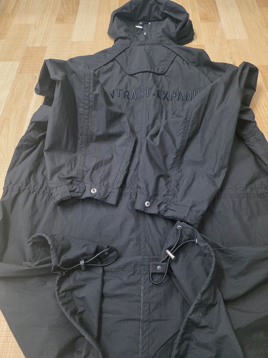 준지 블랙 레터링 야상 코트 48 오버핏 (정가 109만원) 상품이미지5