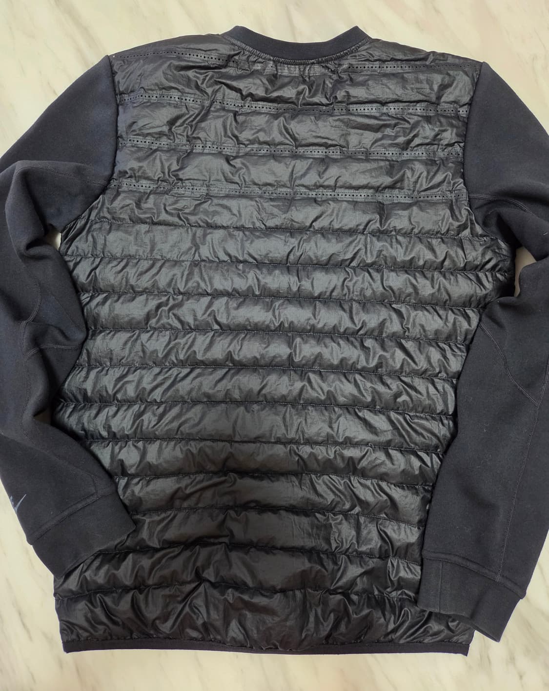 나이키 에어로프트 테크 크루 상품이미지2