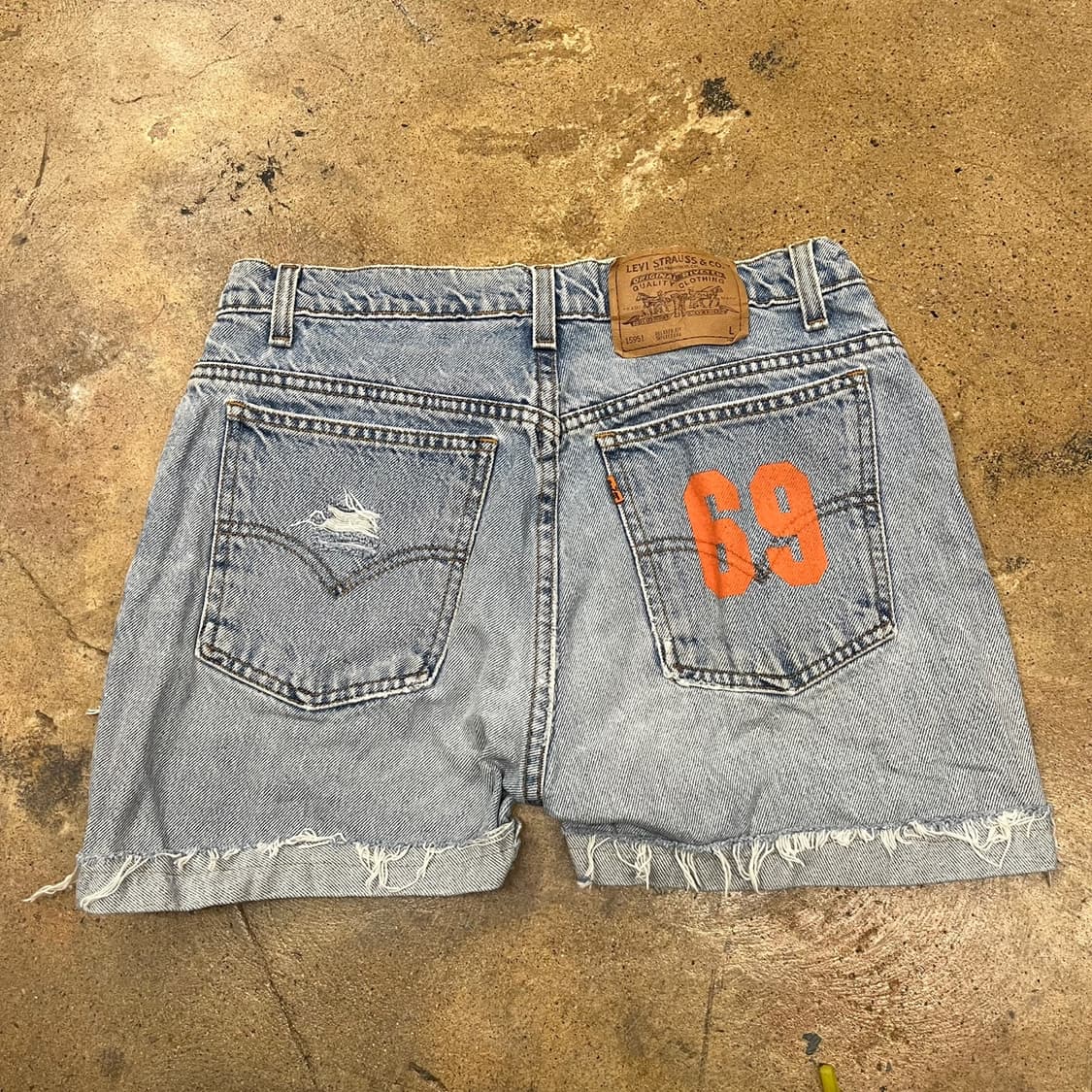 [정품/L] 리바이스 미키마우스 데님 청반바지 b15 상품이미지3