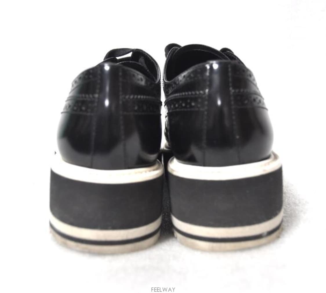 프라다/여성윙팁에나멜클리퍼슈즈(사이즈250)정품 상품이미지5