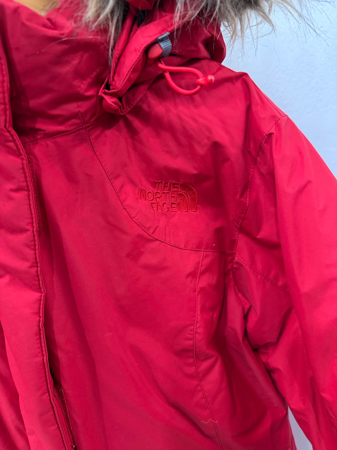 정품) 노스페이스 여성 700필 구스패딩 90 상품이미지4