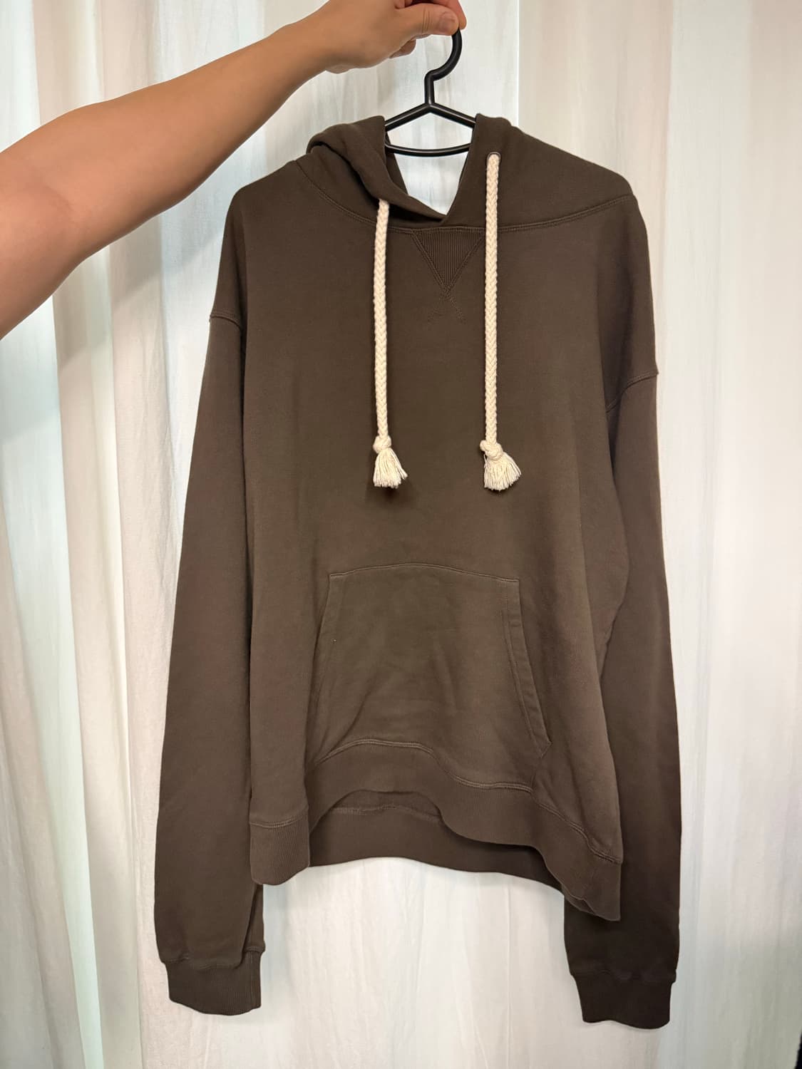 Jw앤더슨 로고 엠브로이더리 후드티 상품이미지1