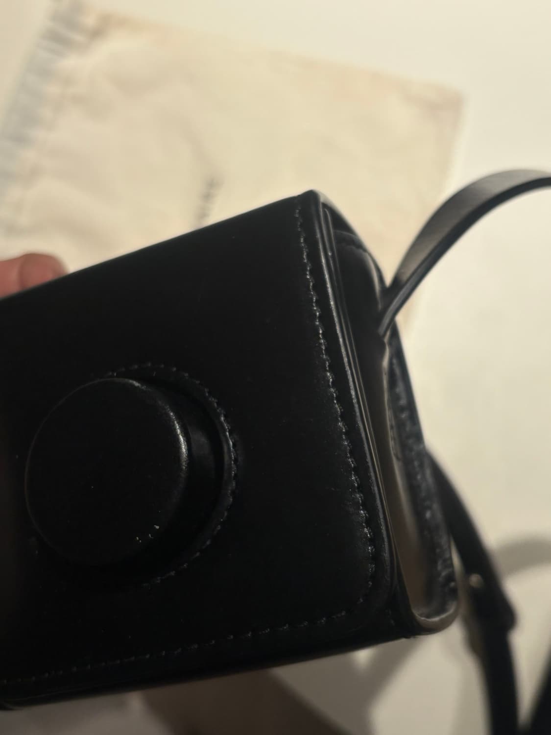 르메르 카메라백 미니 상품이미지3