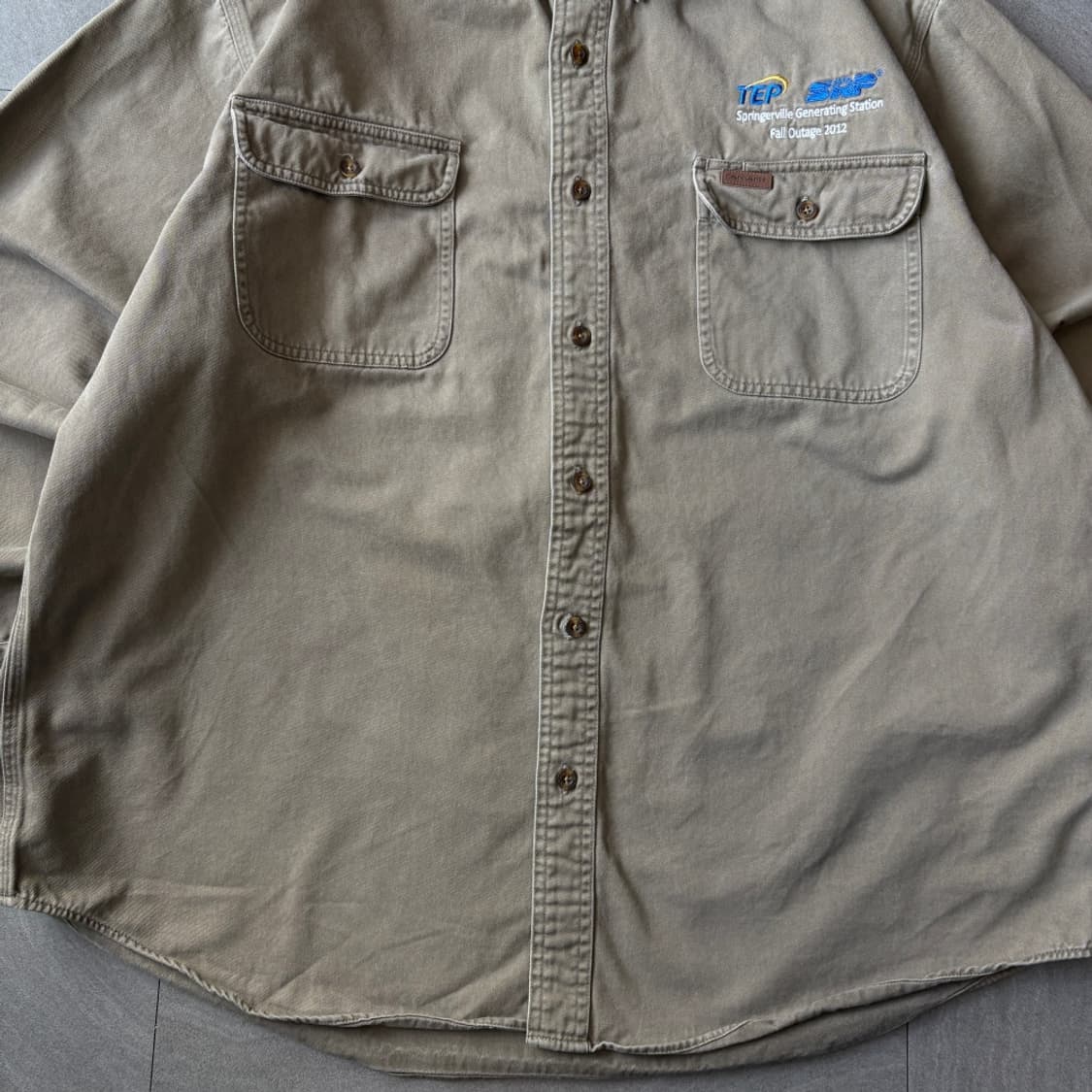 칼하트 오리지널 베이지 긴팔 셔츠  상품이미지4