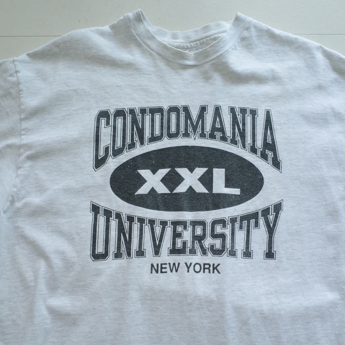 90s USA Hanes 콘도마니아 프린팅 싱글스티치 티셔츠 상품이미지2
