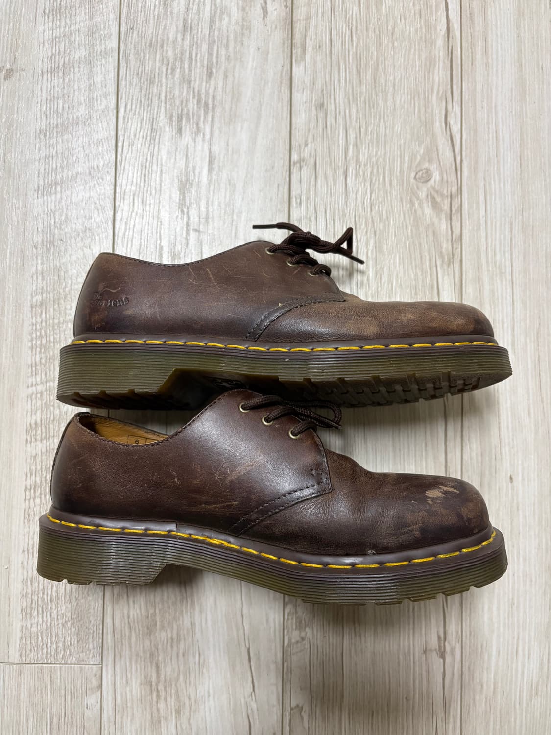 닥터마틴 1461 3홀 크레이지홀스 250 상품이미지3