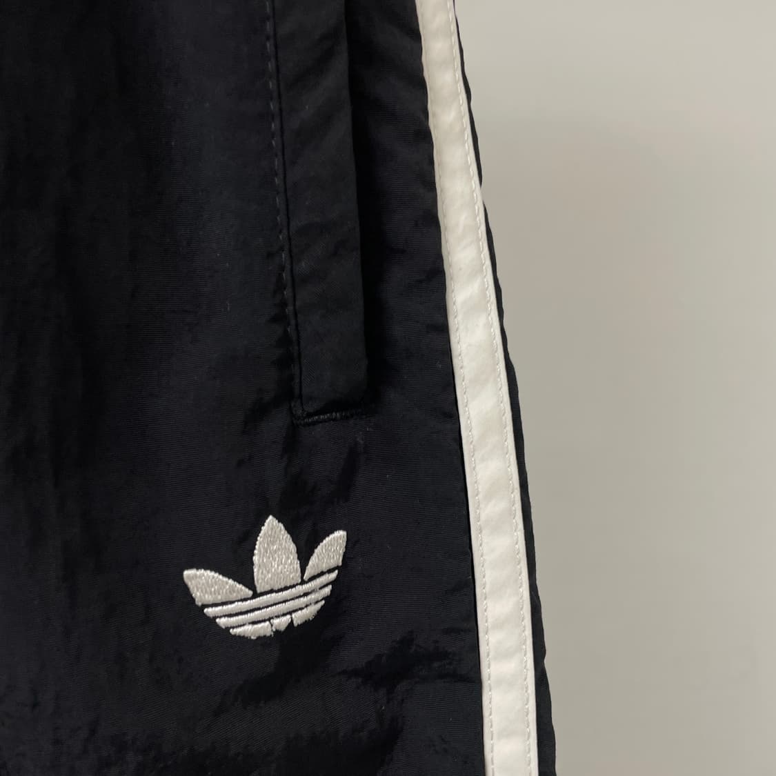 아디다스 트레이닝 팬츠 L 상품이미지4