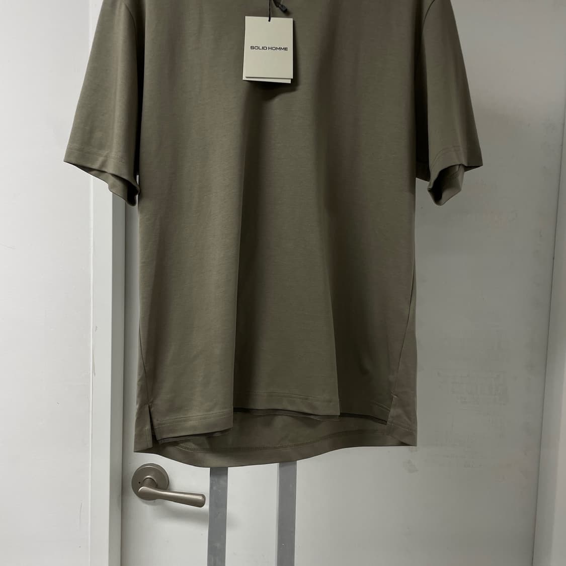 솔리드옴므 카키 반팔 티셔츠 새상품 105 상품이미지3