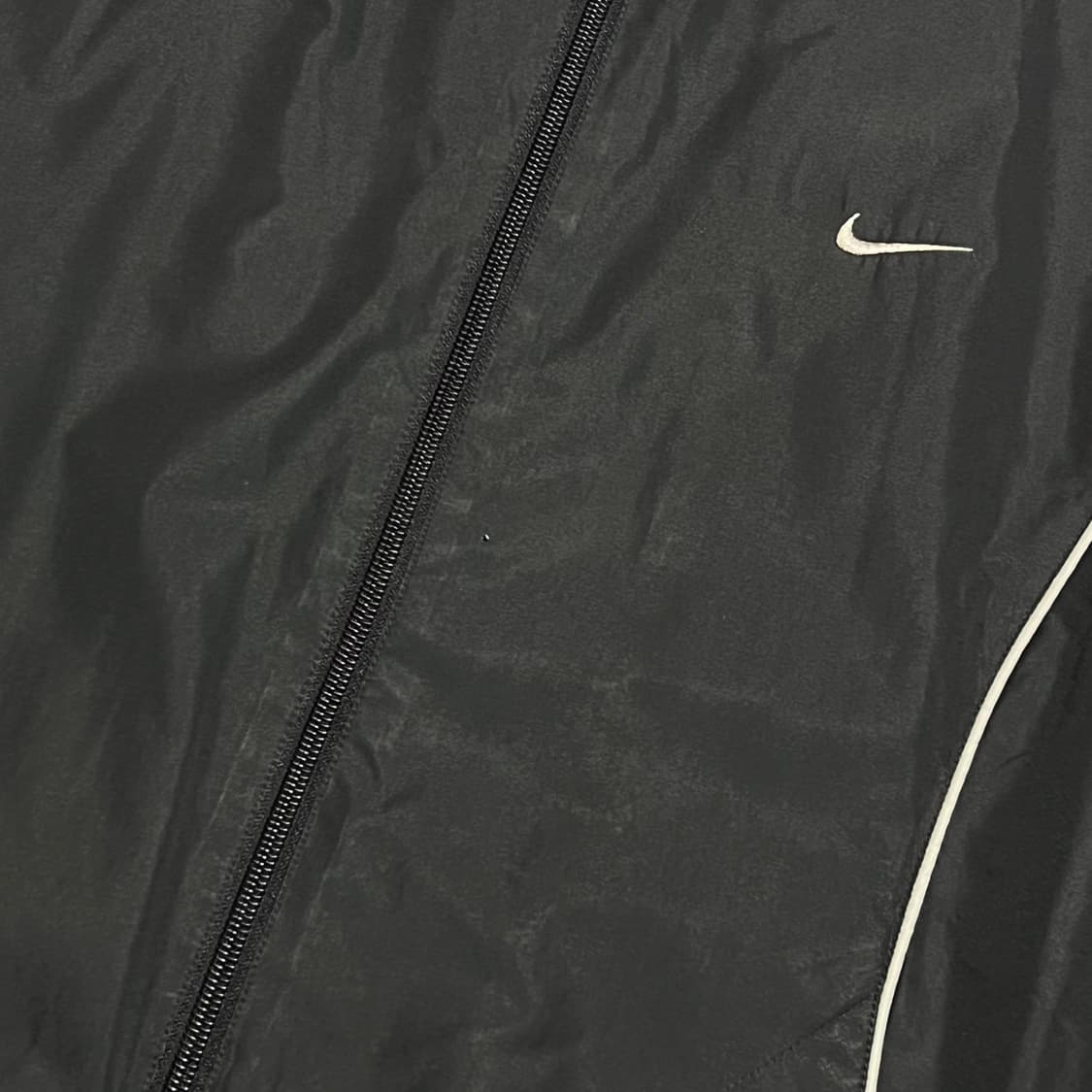 L 나이키 클리마핏 올드스쿨 스우시 블랙 바람막이 상품이미지6