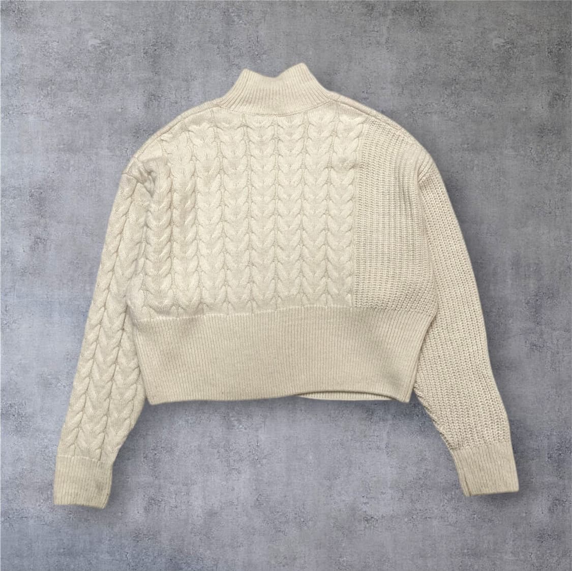 아디다스 Adidas 아이보리 하이넥 케이블 니트 S 상품이미지9