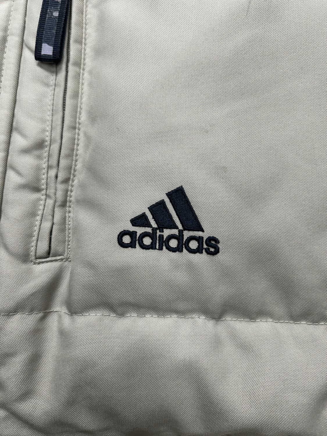 아디다스 올드스쿨 사이드라인 베이지 패딩 100 상품이미지9