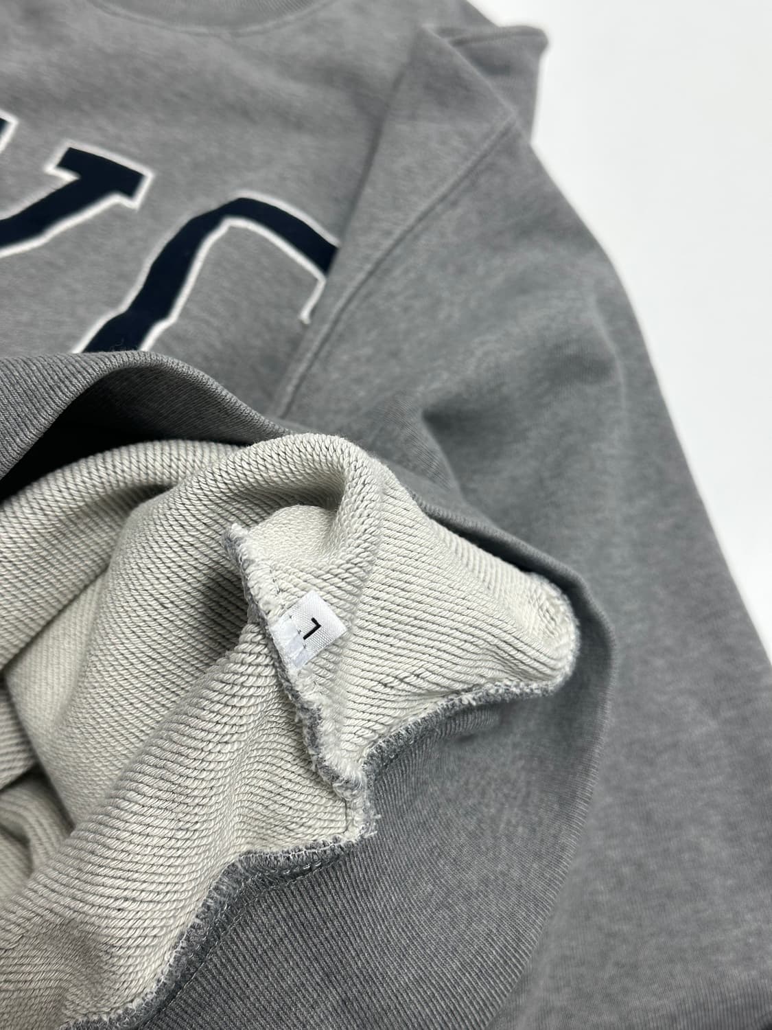 L.GREY NYC 오버사이즈 스웻셔츠 맨투맨 상품이미지8