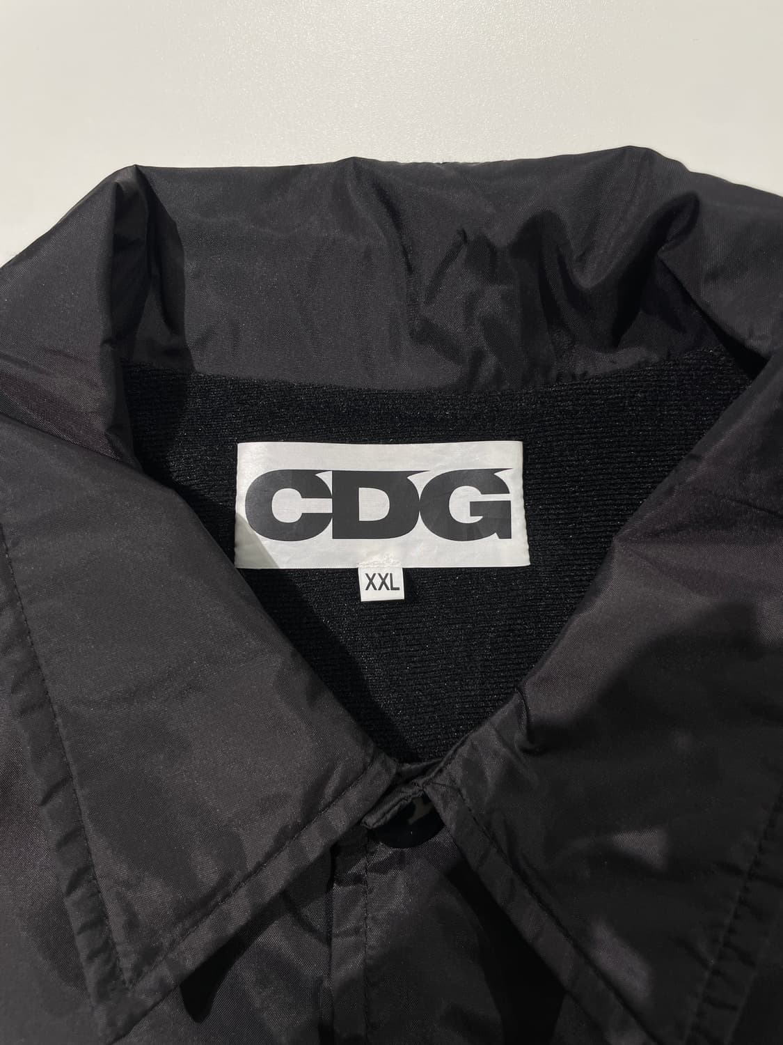 꼼데가르송 x 스투시 블랙 T-그래픽 코치 자켓 상품이미지7