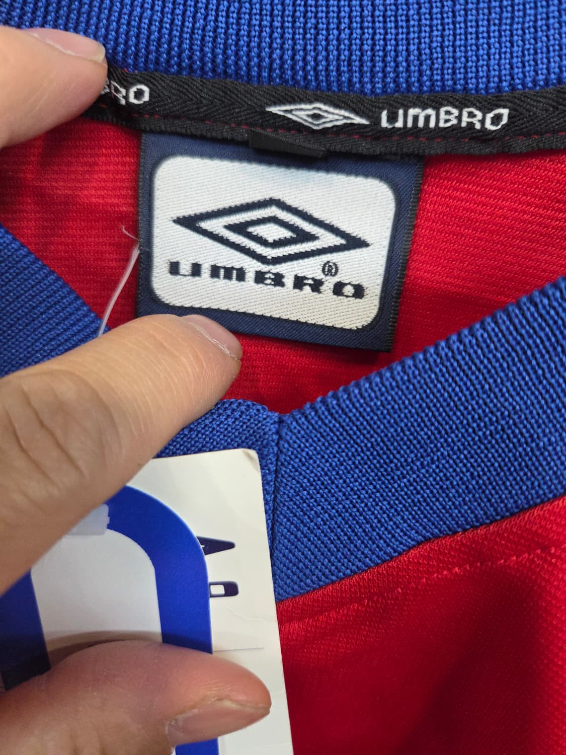 엄브로 브이넥 져지 반팔 L 상품이미지3