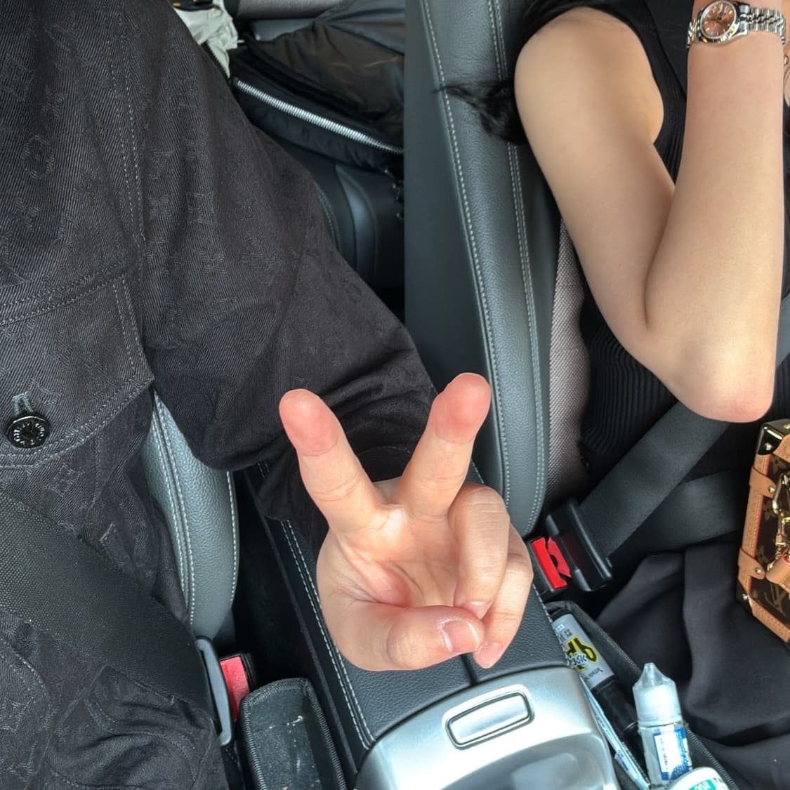 루이비통 모노그램 흑청 데님 자켓 블랙 48 사이즈 상품이미지10