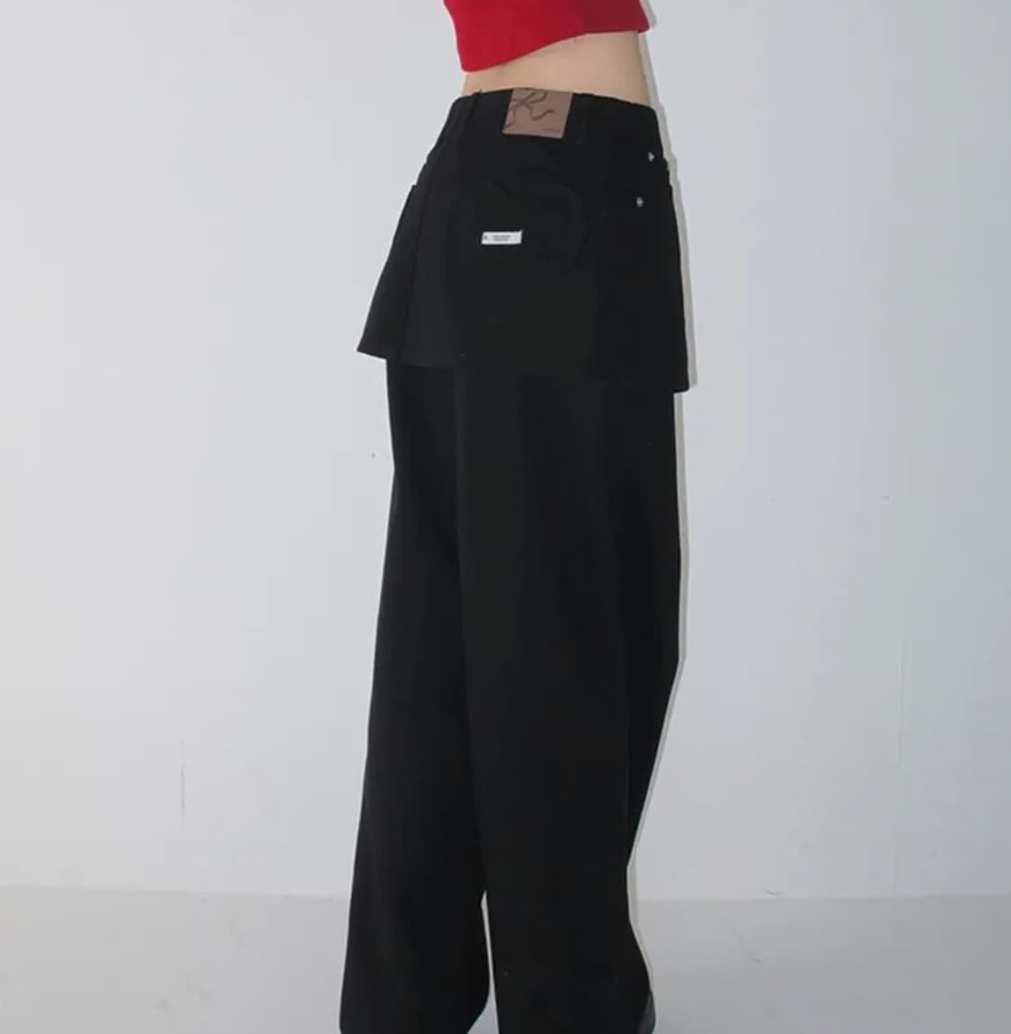 론론 하트 포켓 레이어드 데님 팬츠 블랙  상품이미지1