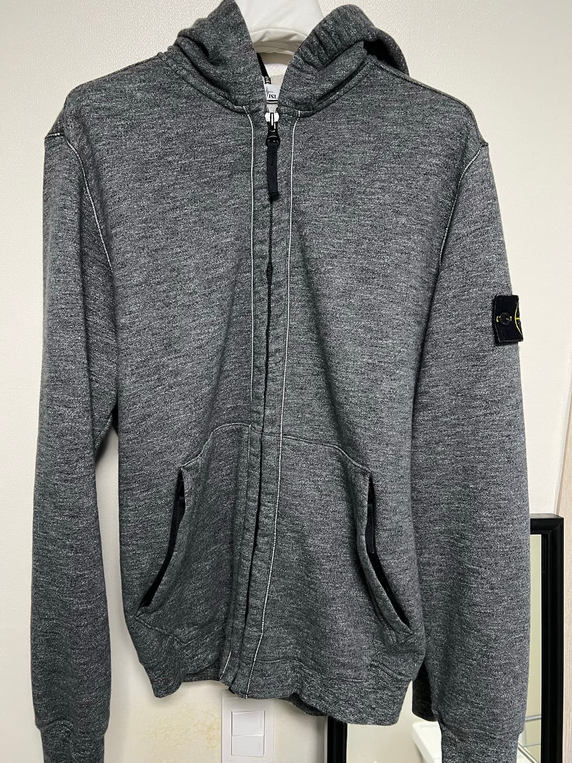 스톤아일랜드 슬럽 후드집업 상품이미지3