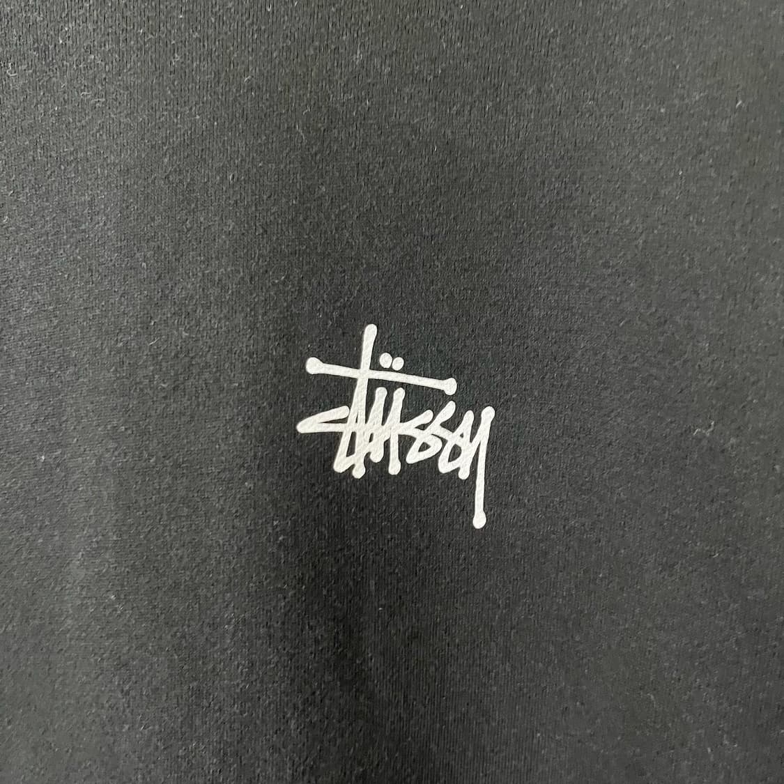 스투시 블랙 백빅로고 라운드 맨투맨 상품이미지8