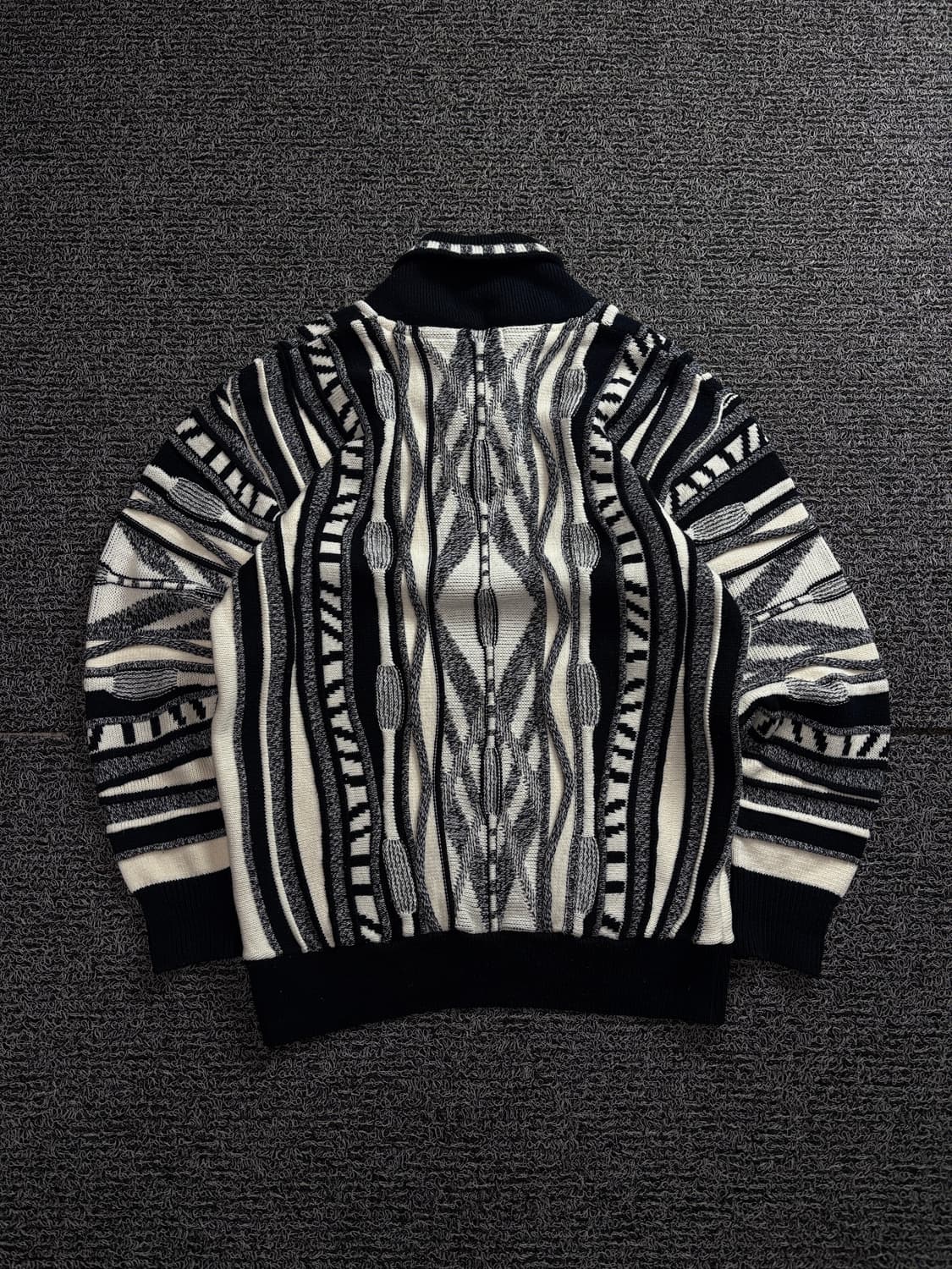 CHOVERT 아카이브 케이블 패턴 숄카라 스웨터 1620 상품이미지4