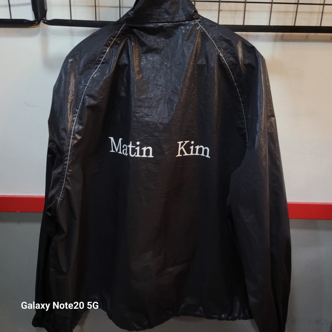 정품 Matin Kim(마뗑킴) 빅로고 코팅자켓 상품이미지2