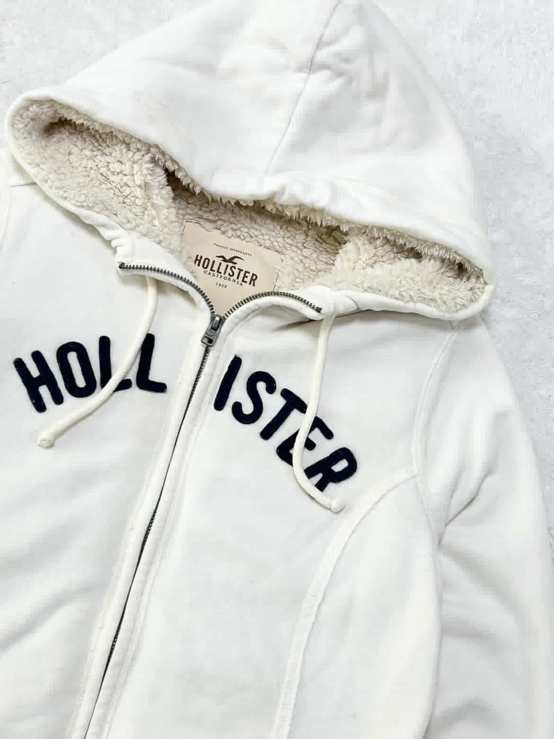 홀리스터 화이트 양털 후드집업 상품이미지6