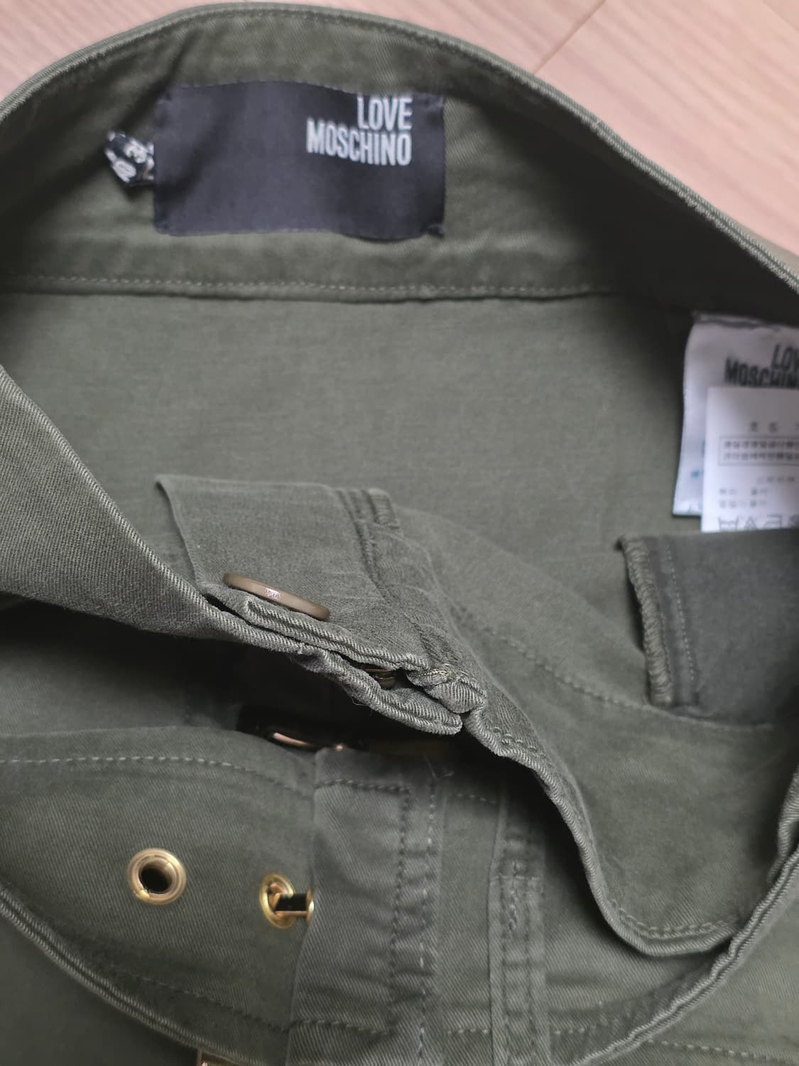 28) 모스키노 카키 벨트 스커트 상품이미지4