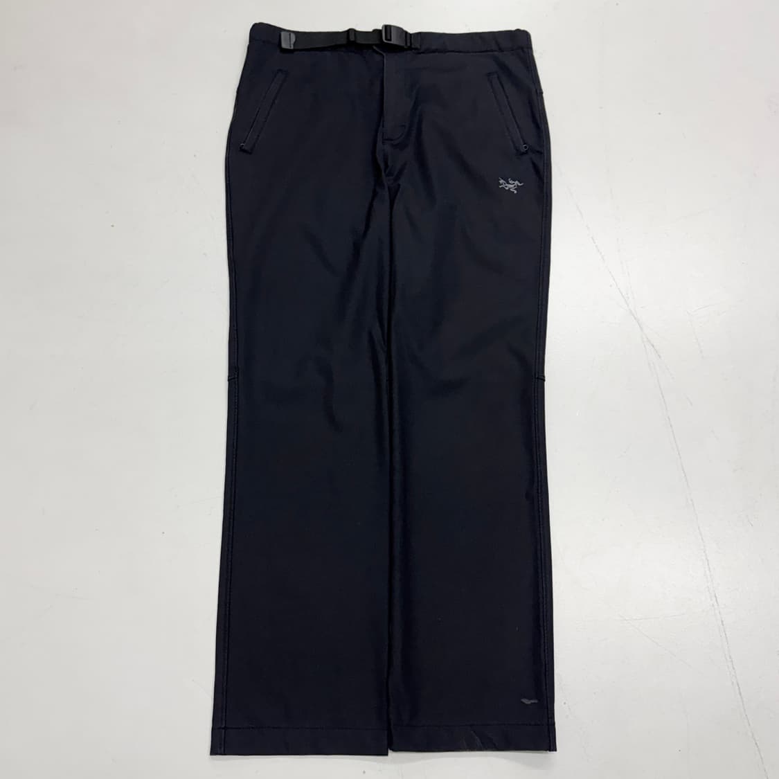 아크테릭스 고프코어 벨티드 쉘 팬츠 블랙  상품이미지2