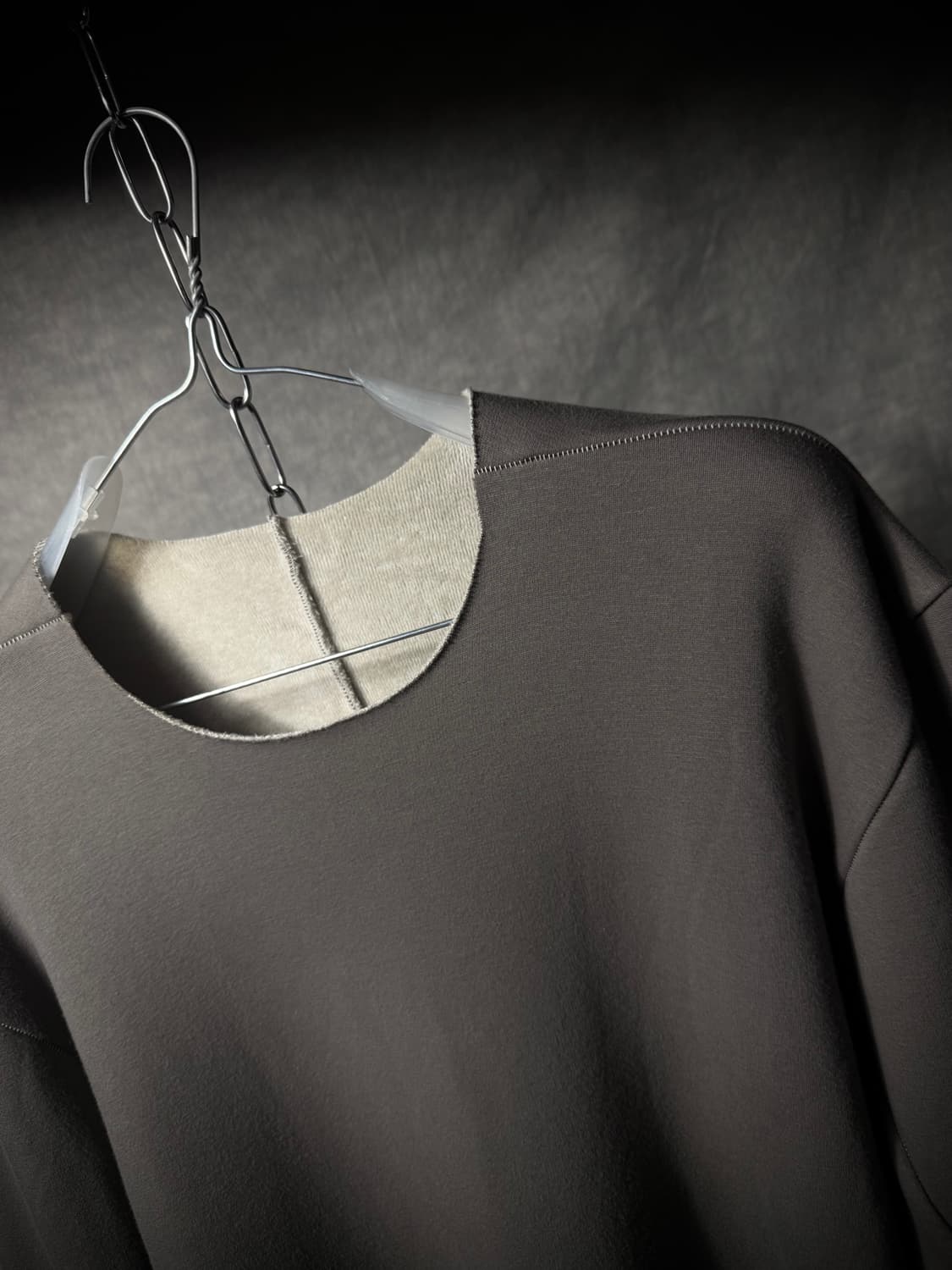 A.F ARTEFACT Anatomical Seam Sweatshirt  상품이미지5