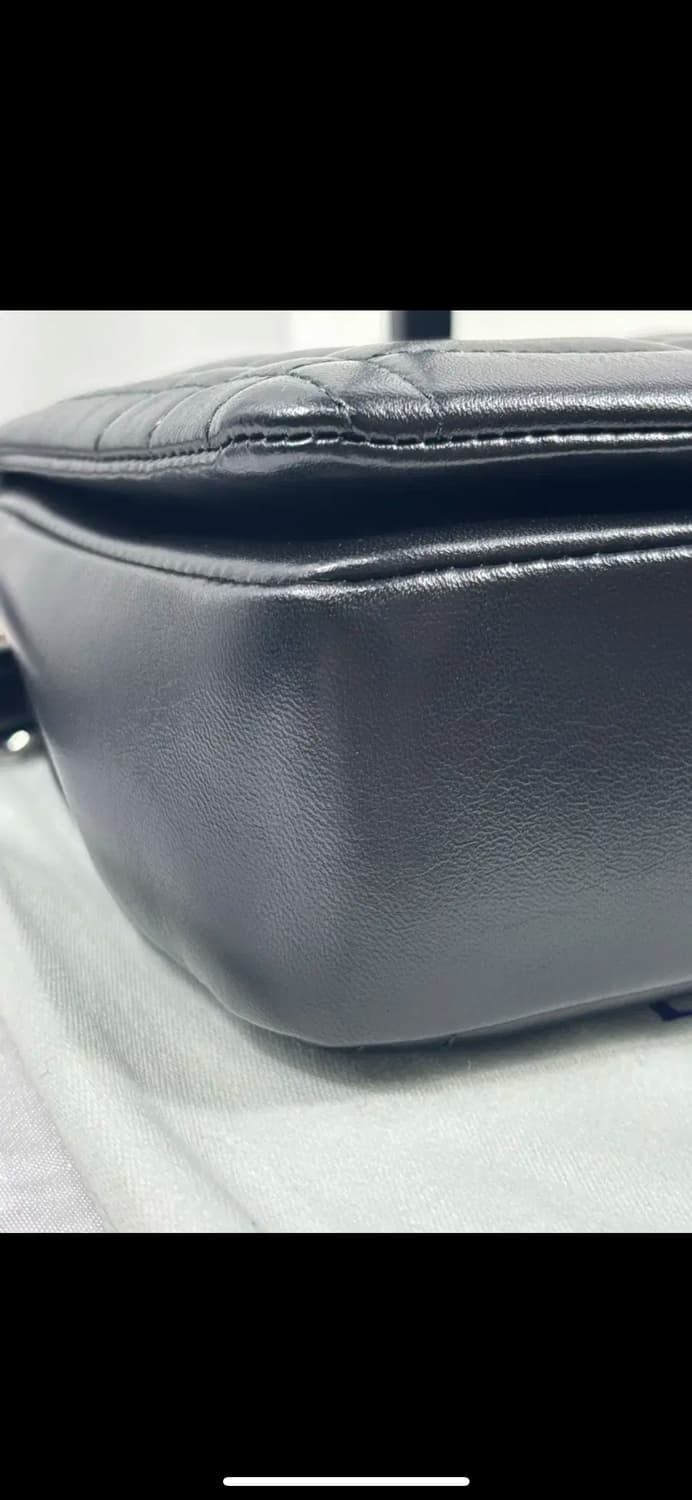 (새상품)버버리 퀼팅 램스킨 스몰 롤라 백 블랙 8059510 상품이미지5