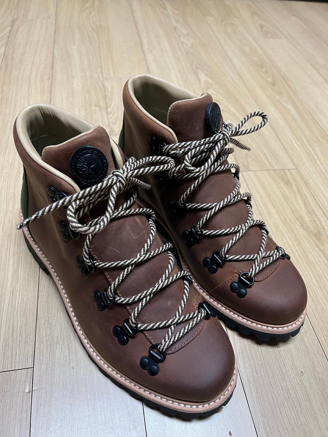 팀버랜드 x 니나 샤넬 78 하이커  상품이미지1