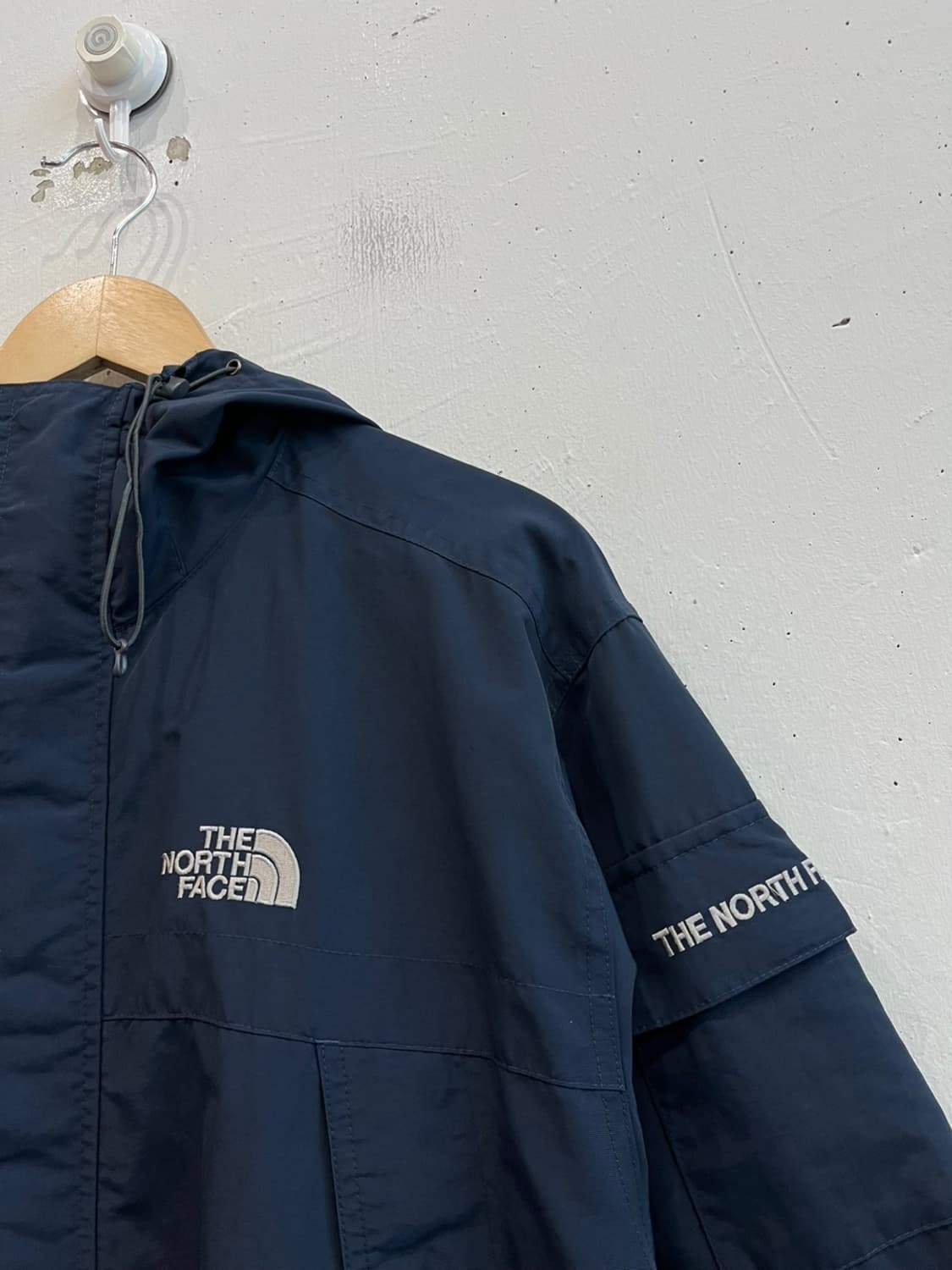 노스페이스 마운틴 바람막이 윈드 자켓 네이비  상품이미지2