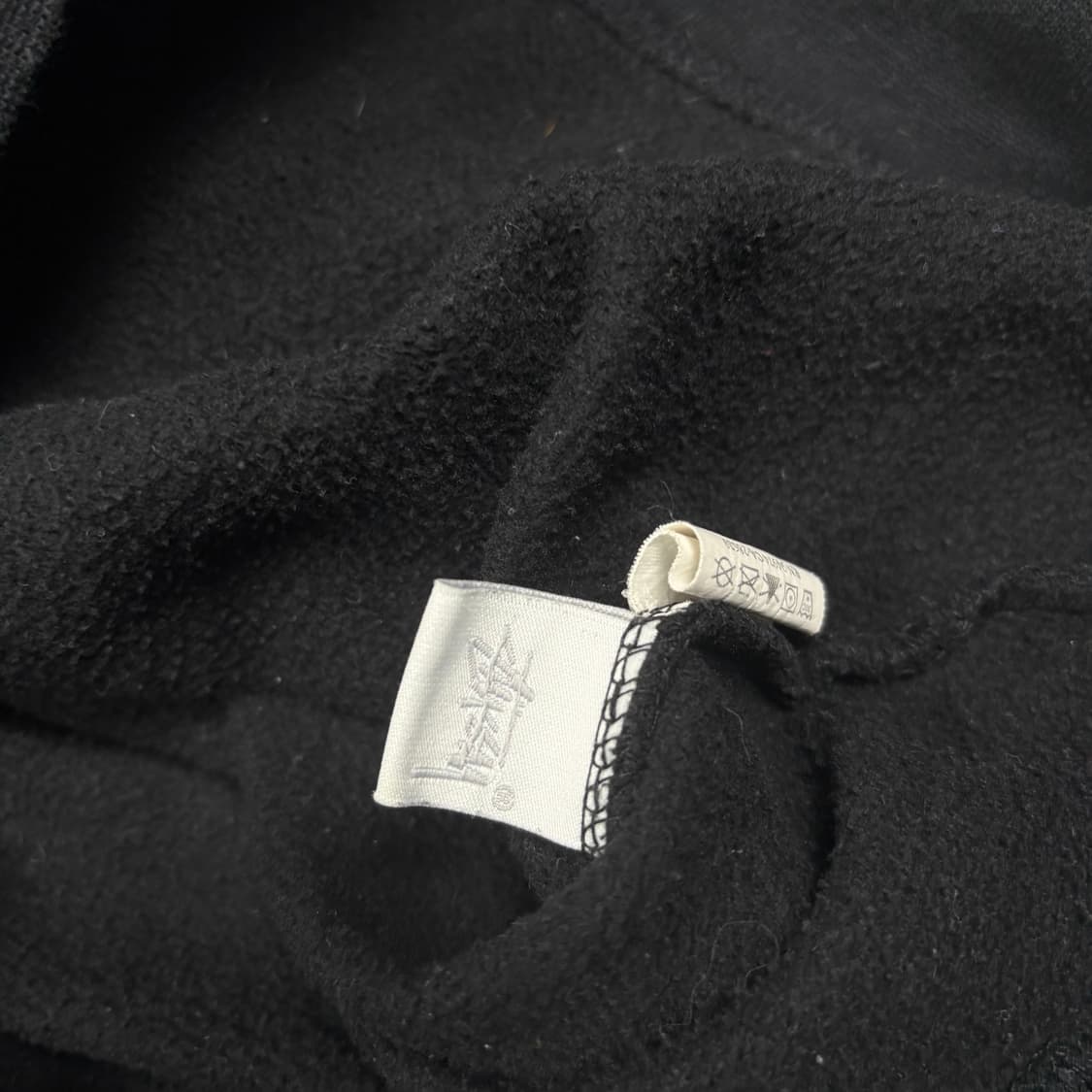 스투시 블랙컬러 빅로고 후드티 상품이미지6