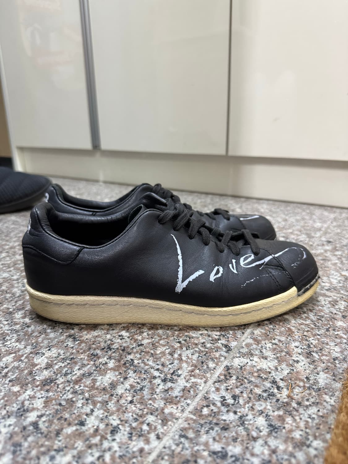 [245] 아디다스 Y-3 러브 요지야마모토 슈퍼스타 블랙 상품이미지3