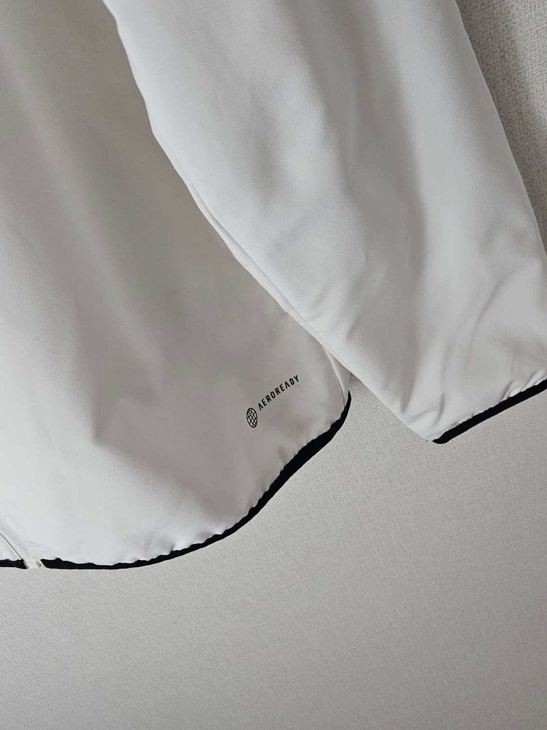 아디다스 티로23 바람막이 자켓 화이트 L 100 (거의 새상품) 상품이미지3