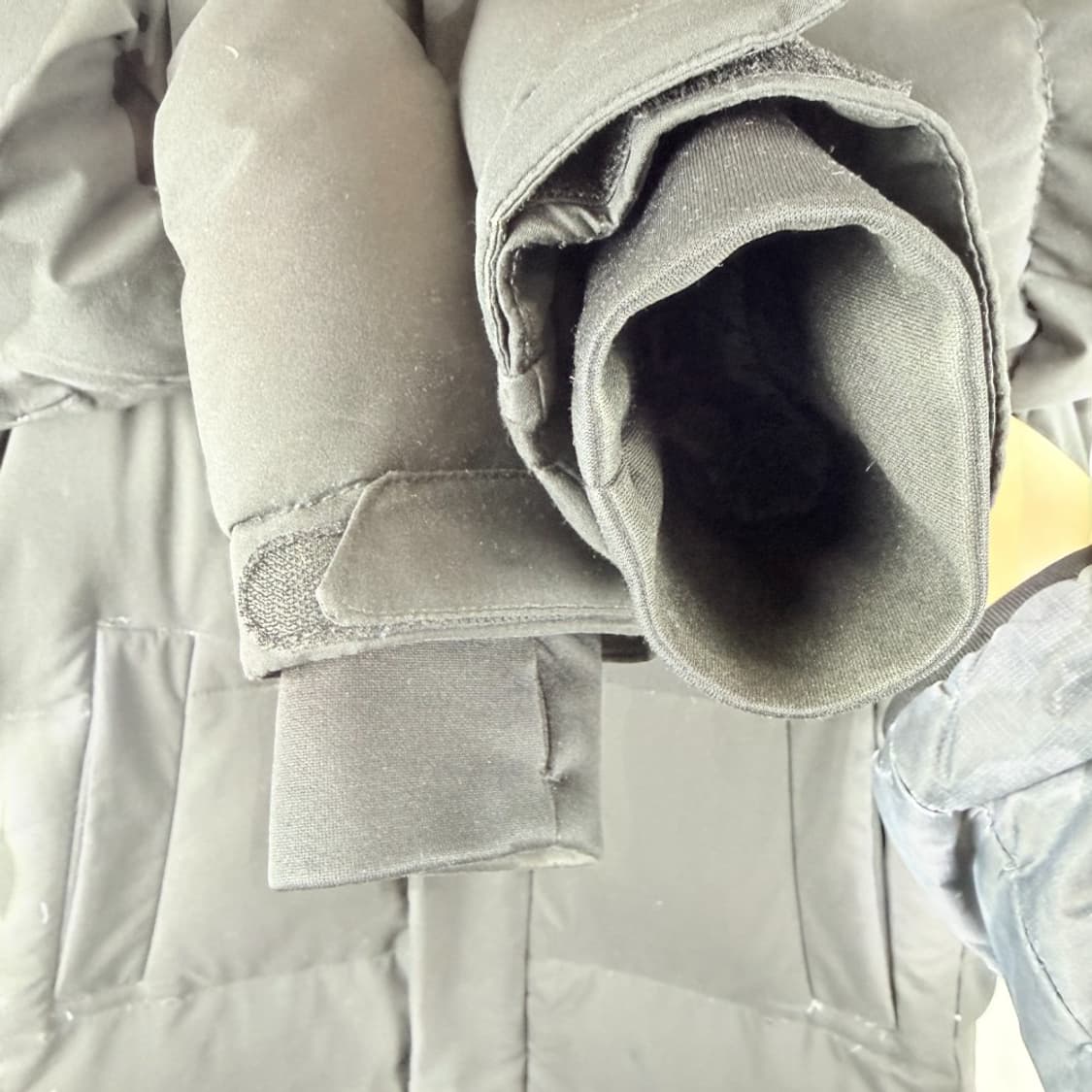 (90) 내셔널지오그래픽 덕다운 롱패딩 블랙 상품이미지5