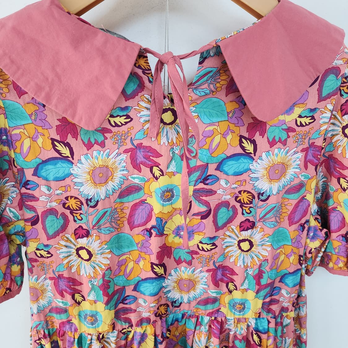 RS 스튜디오 플라워 패턴 핑크 빅카라 롱 원피스 상품이미지6