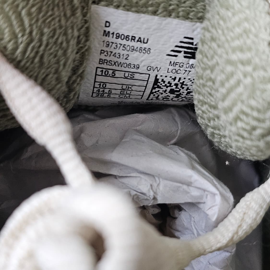 285 새제품) 뉴발란스 x 오라리 1906R 본 화이트 M1906RAU 상품이미지8