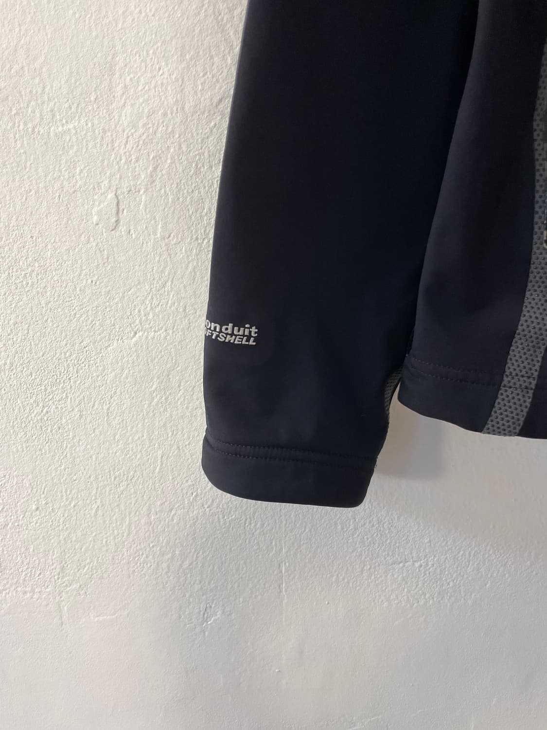 마운틴하드웨어 자켓  상품이미지2