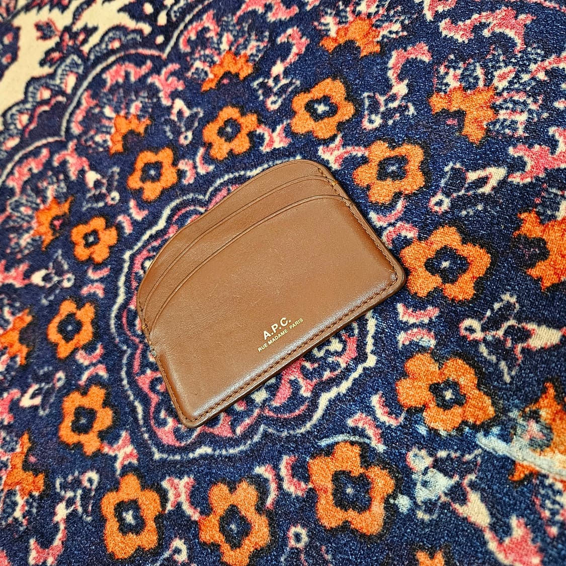 아페쎄(APC) 하프문 카드지갑  상품이미지4