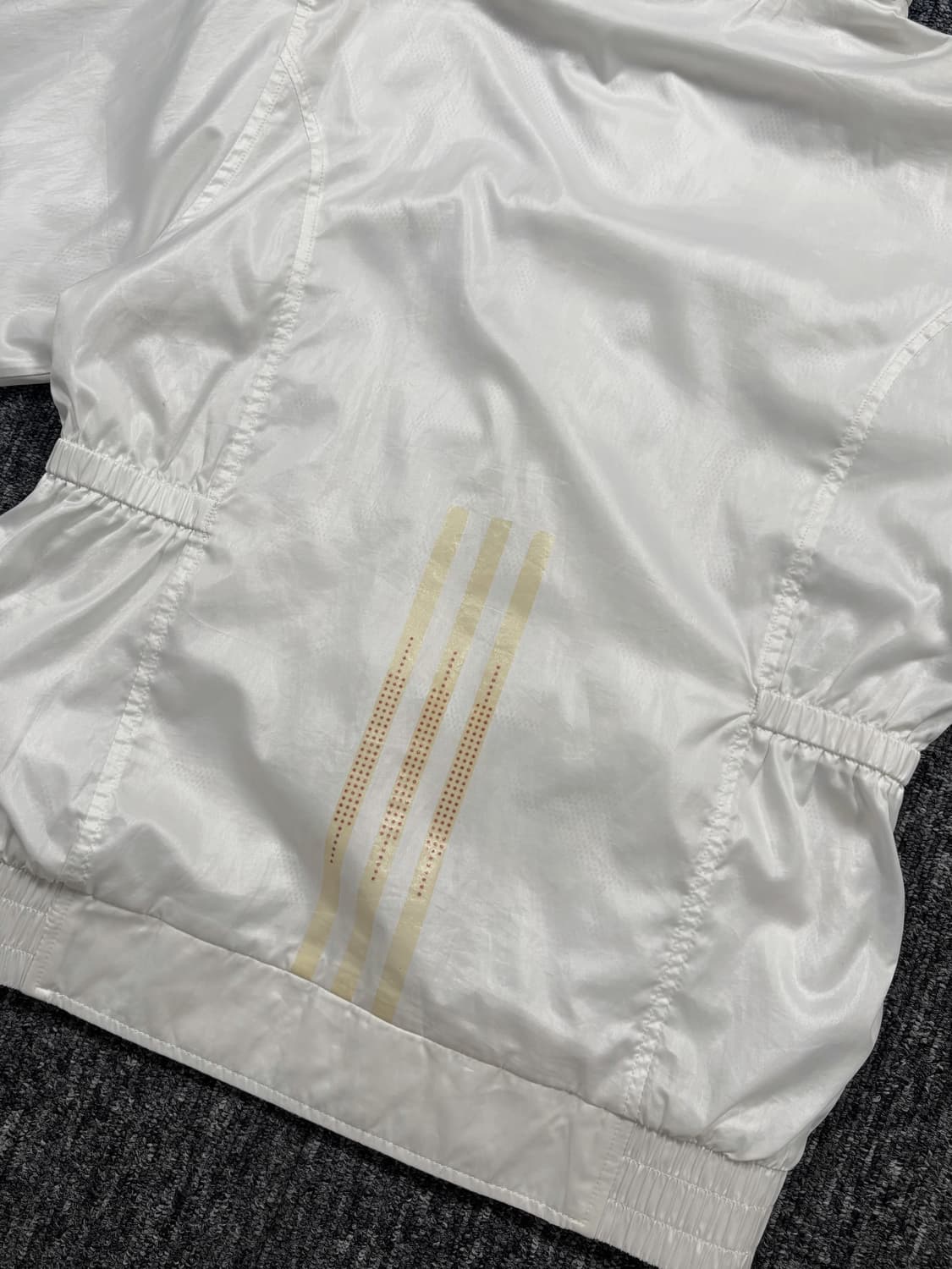 아디다스 화이트 바람막이 상품이미지6