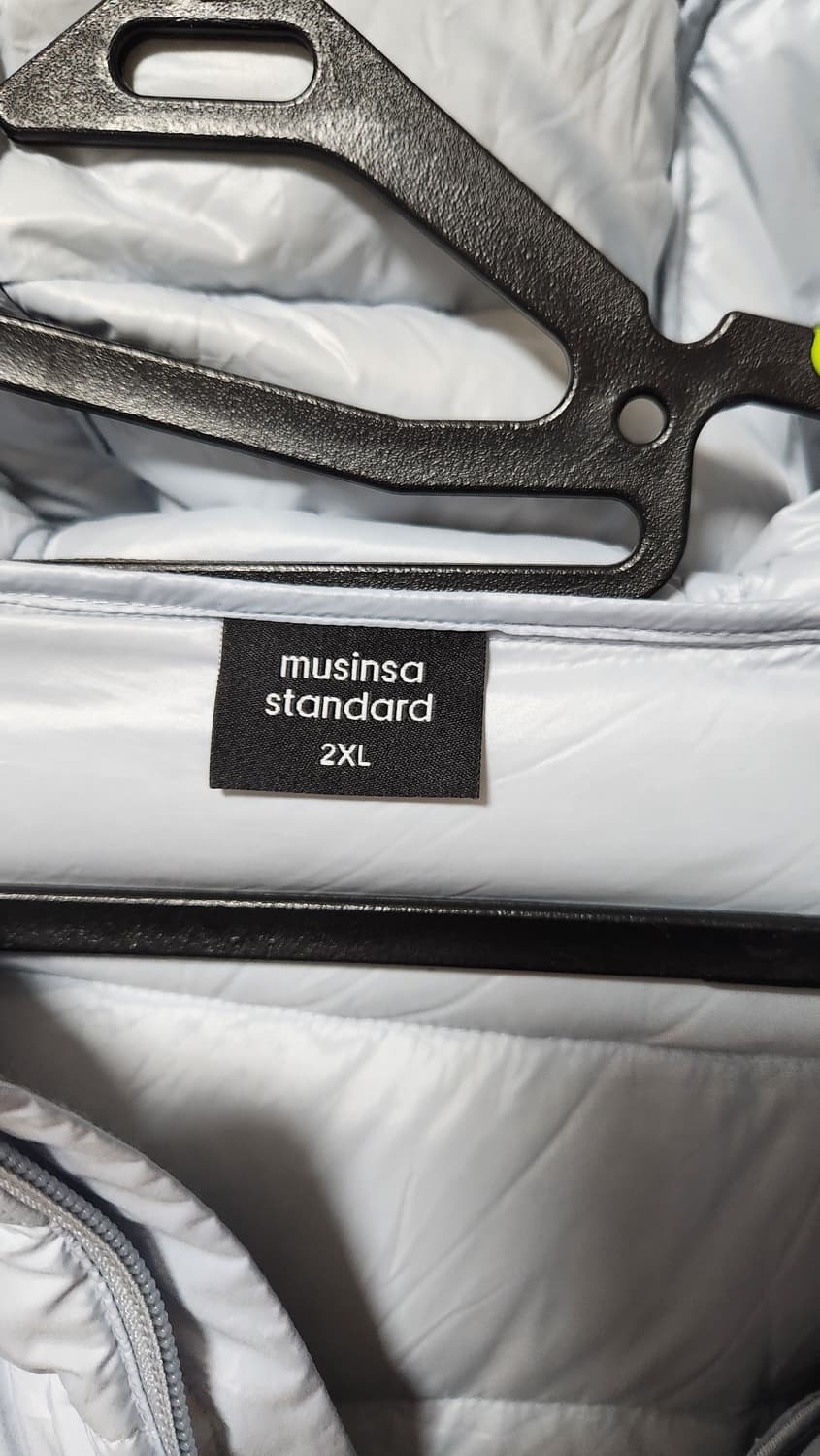 무탠다드 경량패딩 상품이미지3