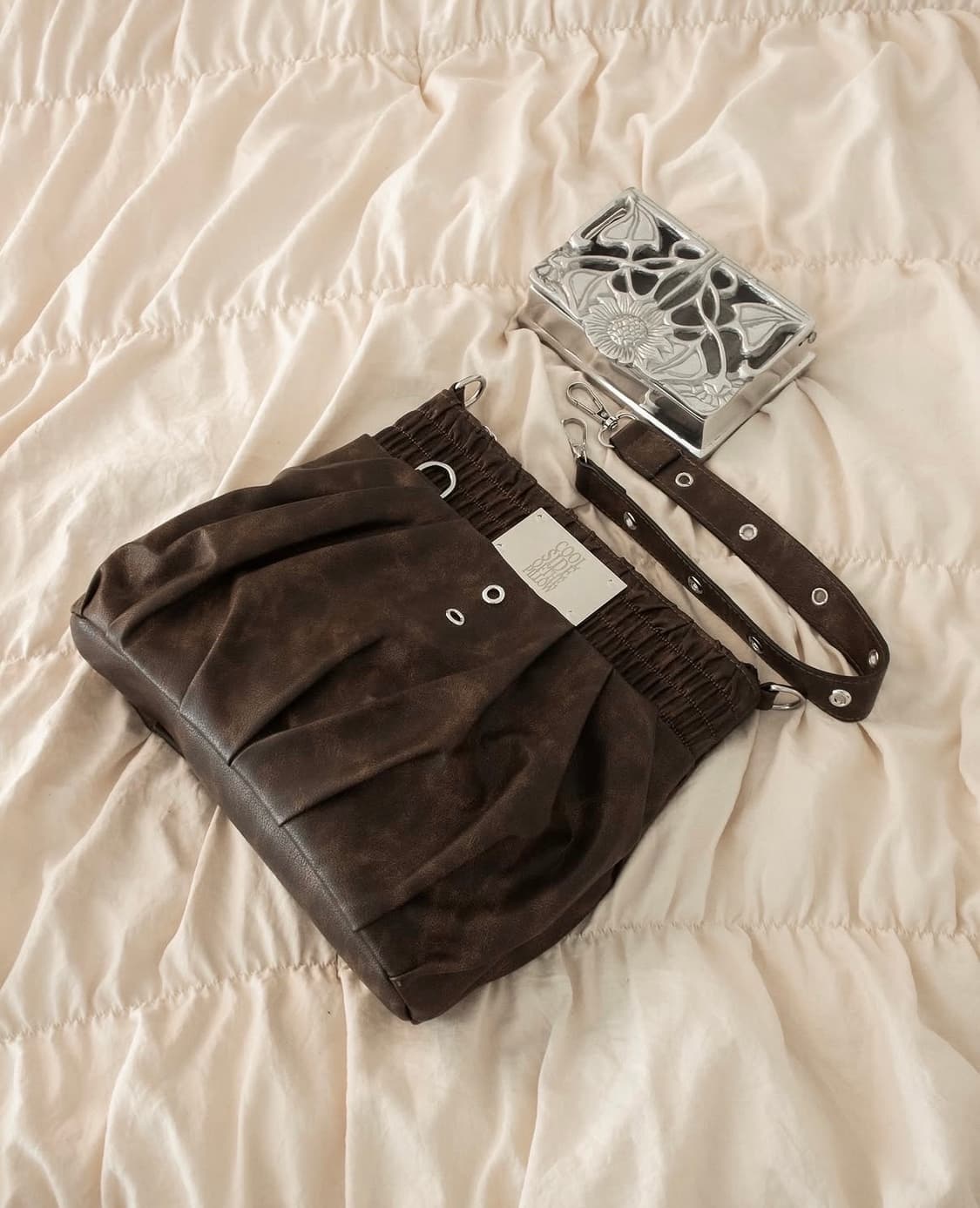 쿨 사이드 옵더 필로우 the boxer bag brown 상품이미지2