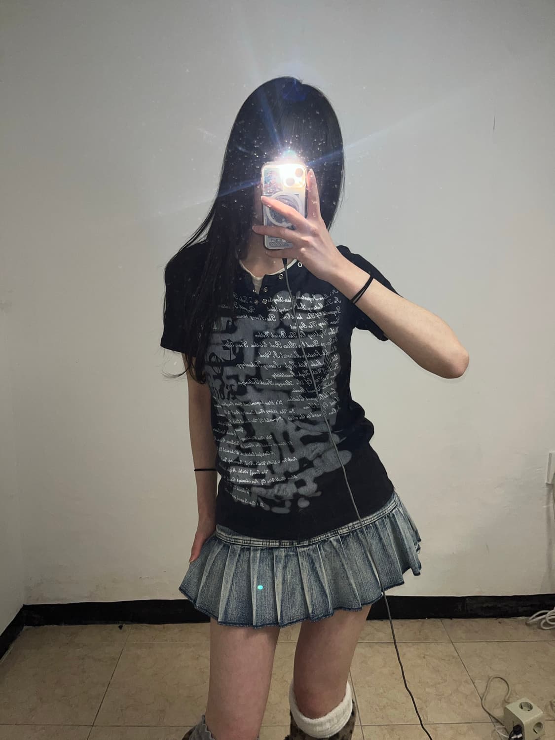 고딕 레터링 프린팅 레이어드 티셔츠 상품이미지1