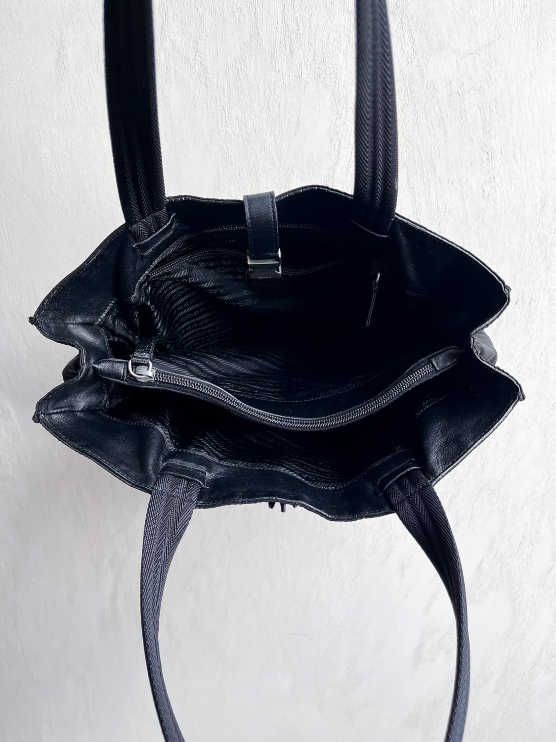 PRADA Made in Italy (2000s) 상품이미지9