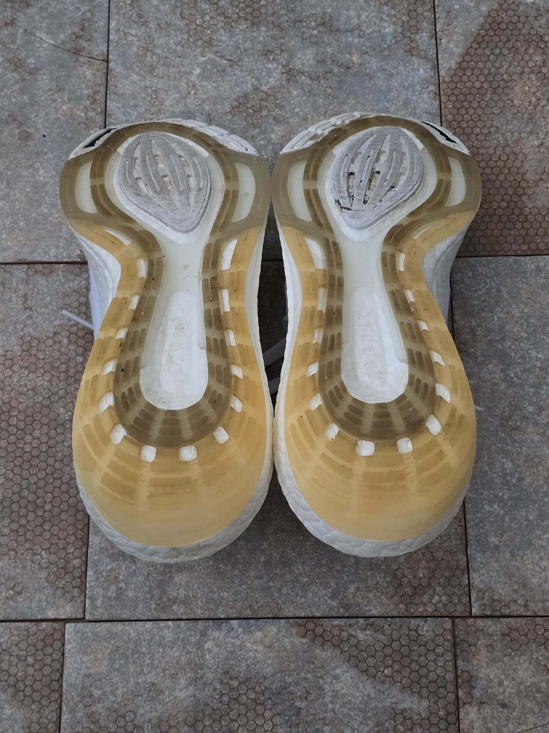 (230)아디다스 울트라부스트 21 트리플 화이트  상품이미지8