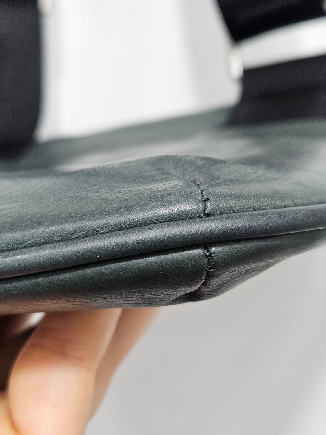 아르마니진(Armani Jeans) 빈티지 가죽 크로스백  상품이미지7