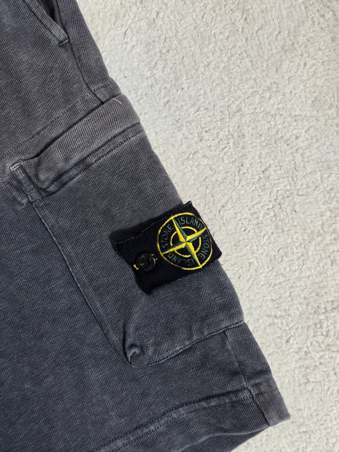 STONE ISLAND 스톤아일랜드 와펜 워싱 반바지 그레이 S 상품이미지2