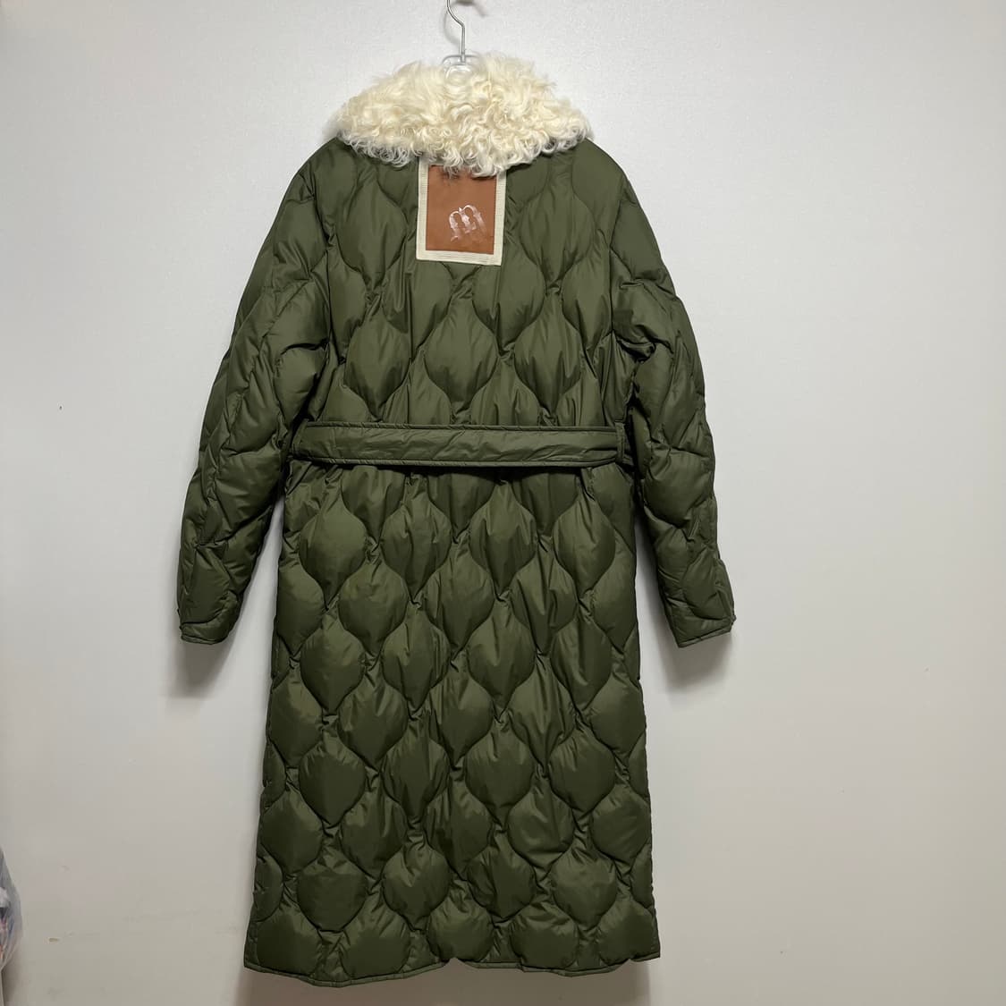 maje 마쥬 구스다운 천연 양털 카키 퍼 롱패딩 s 상품이미지6