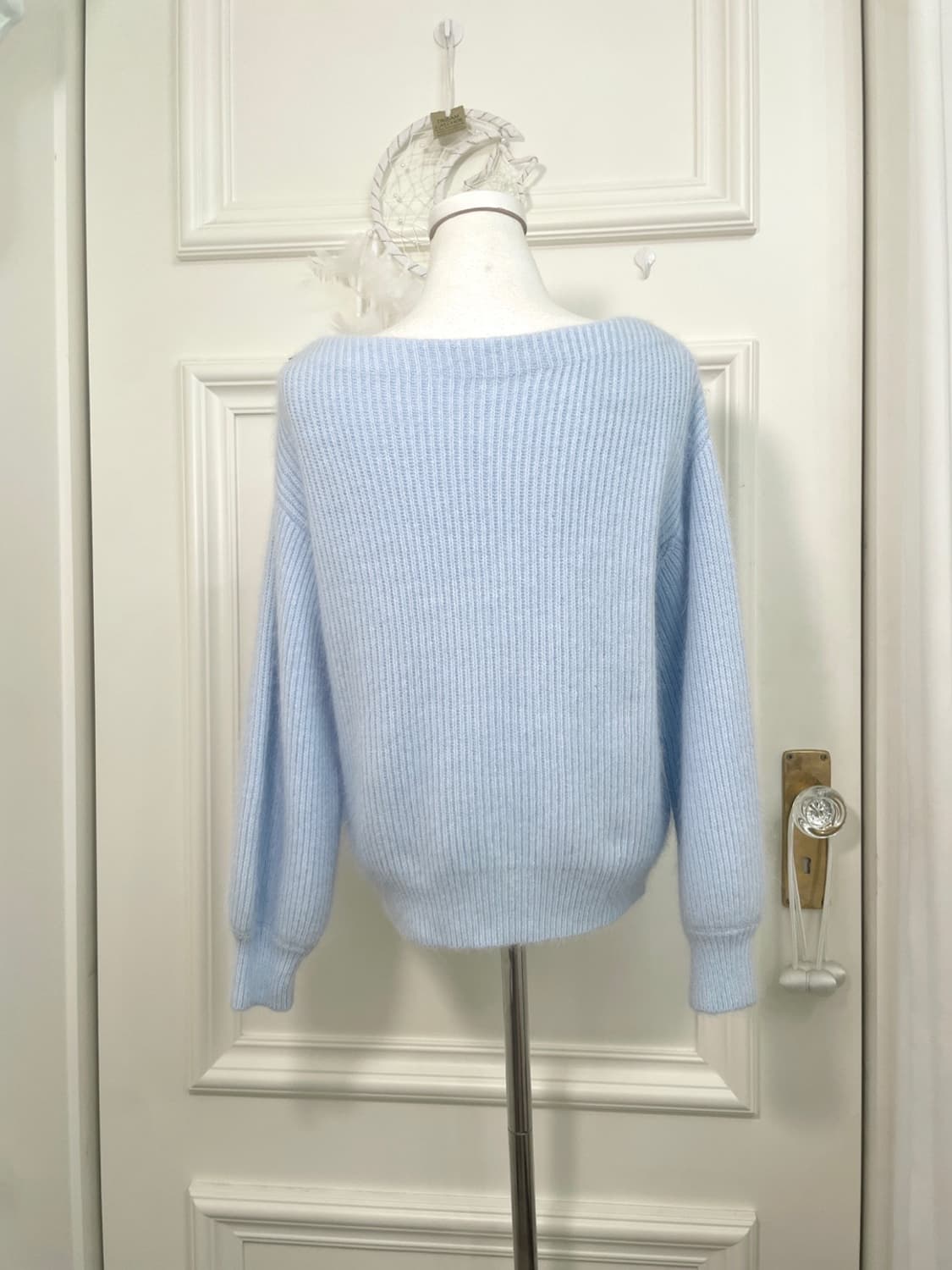 ROPE sky blue off-shoulder angora sweate 상품이미지3